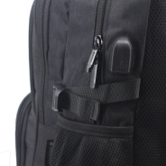 MOCHILA PORTANOTEBOOK UNICROSS 18,5" USB
