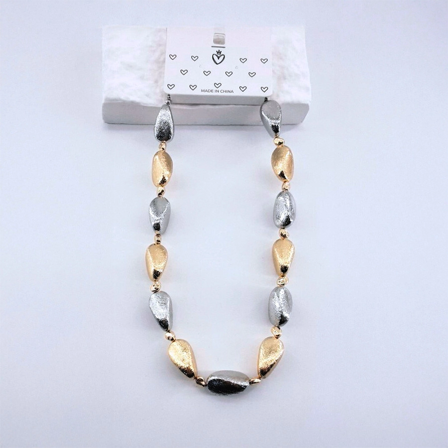 COLLAR TRENDY