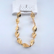 COLLAR TRENDY
