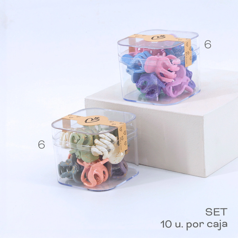 CAJITA DE BROCHES TRENDY