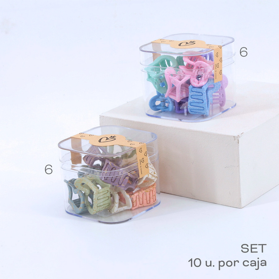 CAJITA DE BROCHES TRENDY