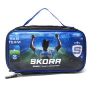 CARTUCHERA RECTANGULAR CON SOLAPA 2 CIERRES LETS PLAY FUTBOL SKORA