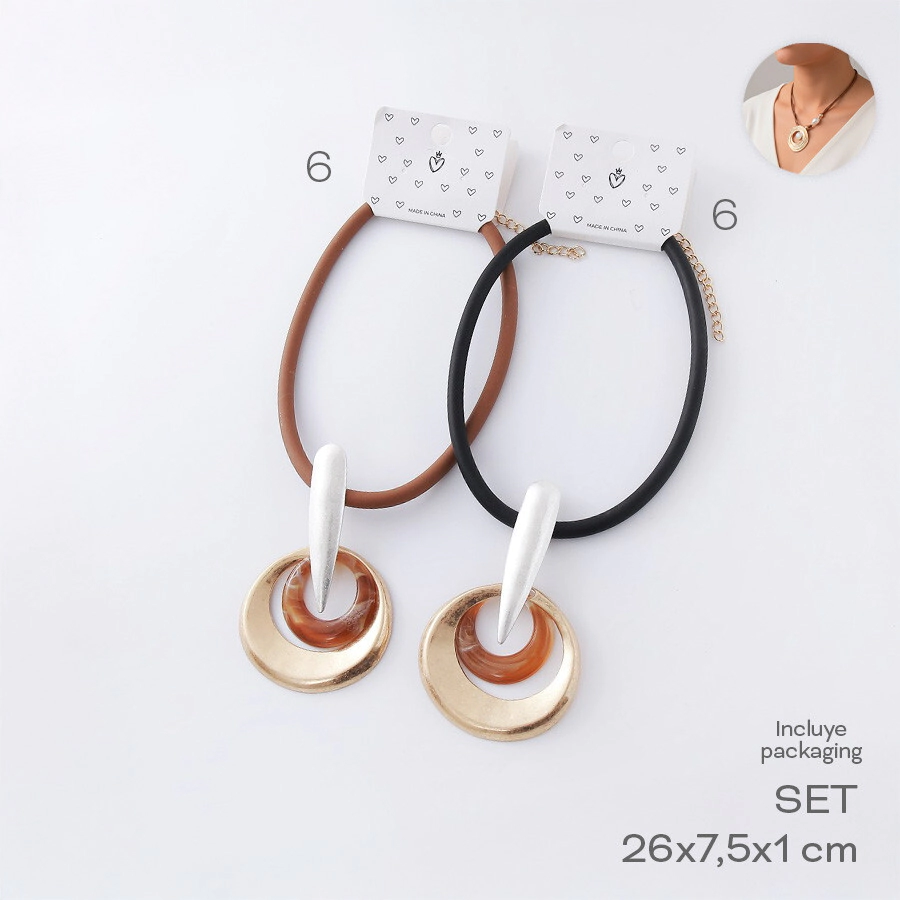 COLLAR TRENDY