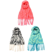 RUANA DISE&Ntilde;O GEOMETRICO CON FLECOS 200x40CM SKORA