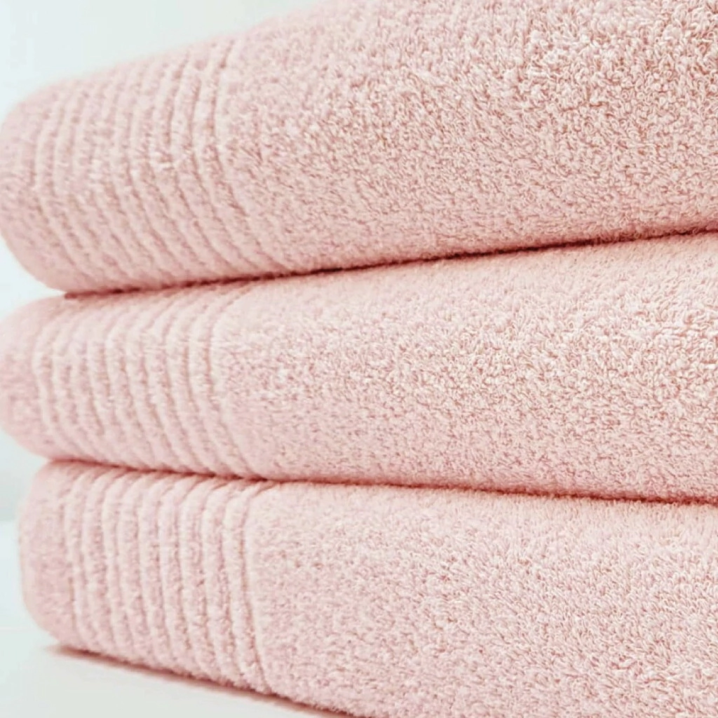 TOALLA 500 GR ROSA ALCOYANA