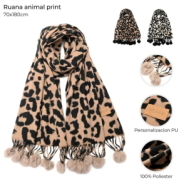 RUANA ANIMAL PRINT CON POMPONES 68x172CM SKORA