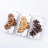 BROCHE TRENDY