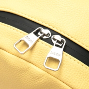 MOCHILA RECOLETA SKORA LIMON 31x24x10 CM